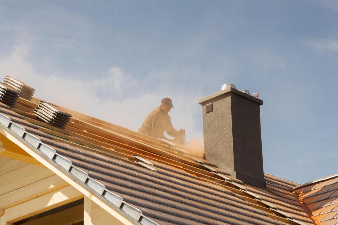 professional emergency roof repair service 